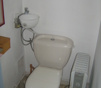 Wandstellung des WiCi Mini kleines Waschbecken - Frau R (BE) - 3 auf 3